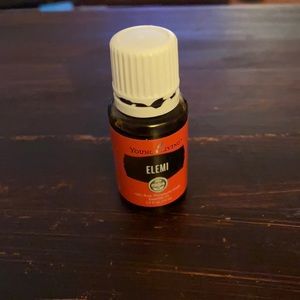 Elemi essential oil